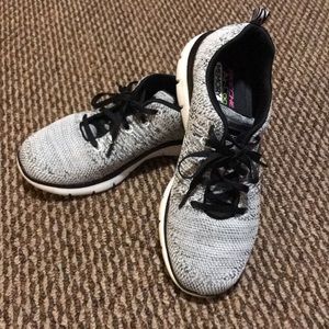 Women’s Sketchers Tennis Shoes